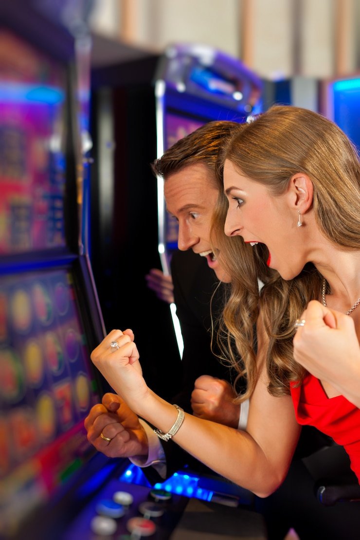 Layanan hiburan sports betting, live casino, dan slot terbaik dari epicwin88